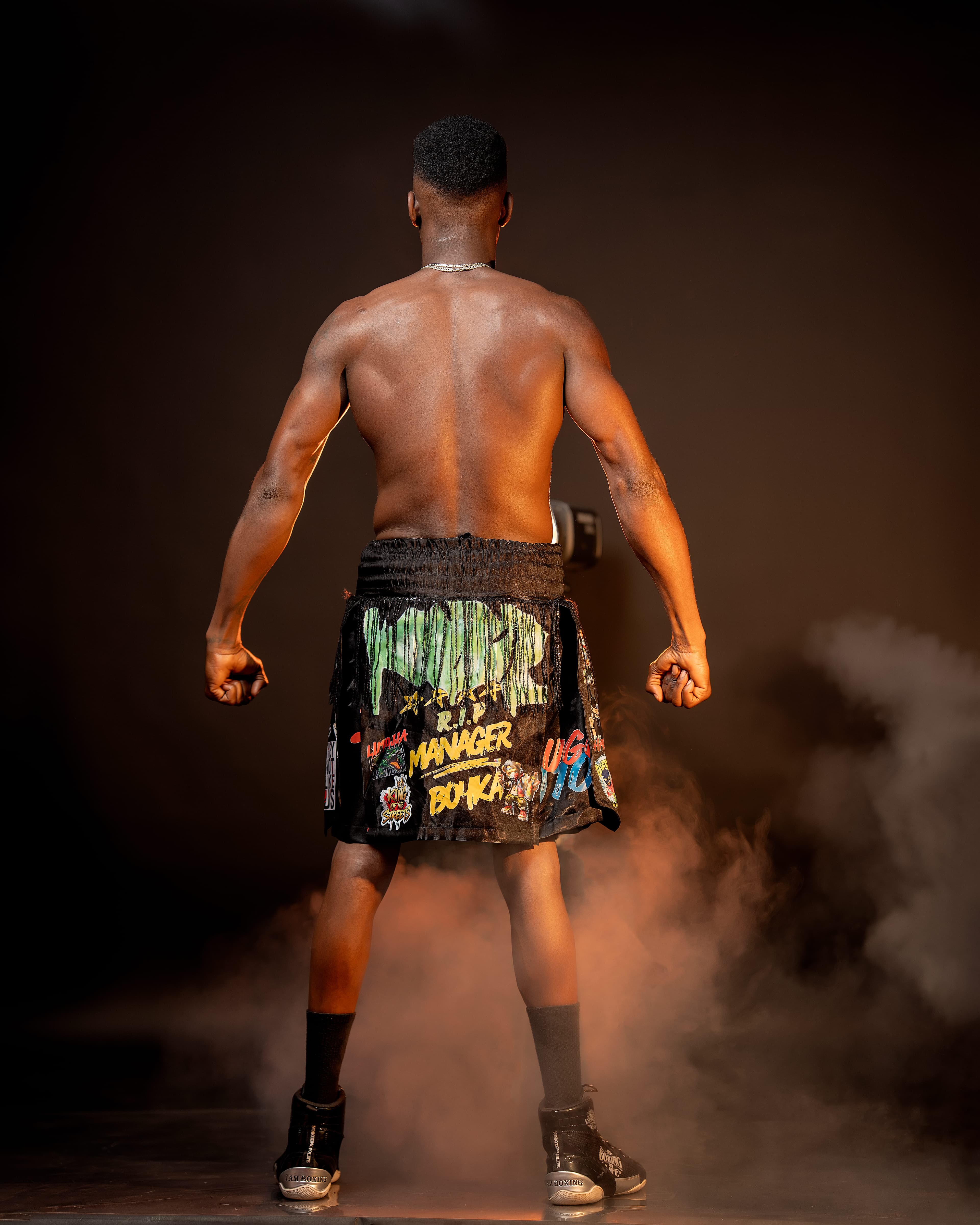 Back view smoky atmosphere